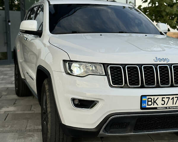 Білий Джип Grand Cherokee, об'ємом двигуна 3.6 л та пробігом 47 тис. км за 18500 $, фото 5 на Automoto.ua