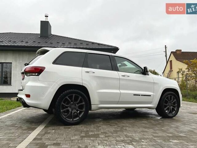 Джип Гранд Чероки 2020 в Луцке на Automoto.ua Белый Джип Гранд Чероки, объемом двигателя 5.65 л и пробегом 81 тыс. км за 29500 $, фото 28 на Automoto.ua