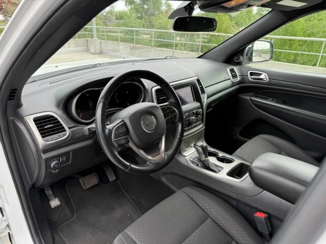 Білий Джип Grand Cherokee, об'ємом двигуна 3.6 л та пробігом 113 тис. км за 21350 $, фото 21 на Automoto.ua