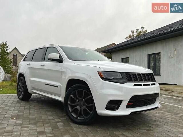 Джип Гранд Чероки 2020 в Луцке на Automoto.ua Белый Джип Гранд Чероки, объемом двигателя 5.65 л и пробегом 81 тыс. км за 29500 $, фото 1 на Automoto.ua