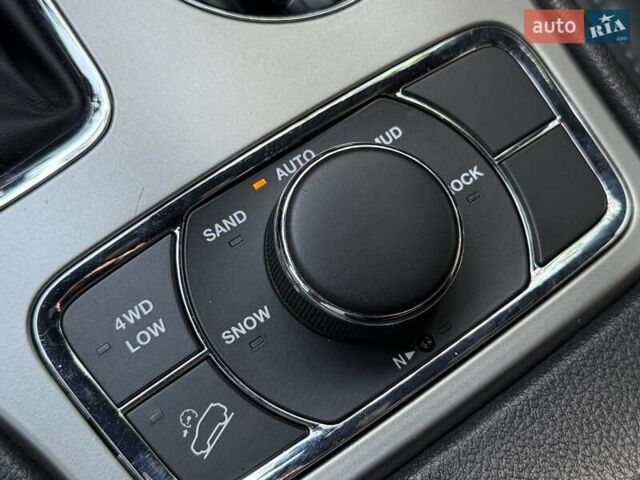 Білий Джип Grand Cherokee, об'ємом двигуна 3.6 л та пробігом 59 тис. км за 26500 $, фото 26 на Automoto.ua