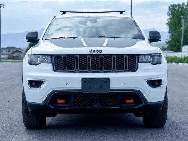 Білий Джип Grand Cherokee, об'ємом двигуна 5.7 л та пробігом 40 тис. км за 16000 $, фото 2 на Automoto.ua