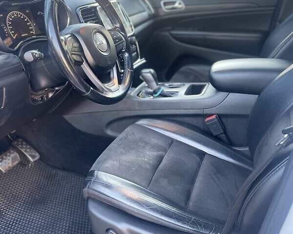 Білий Джип Grand Cherokee, об'ємом двигуна 3.6 л та пробігом 103 тис. км за 26900 $, фото 10 на Automoto.ua