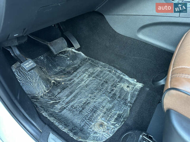 Джип Гранд Чероки 2020 в Киеве на Automoto.ua Белый Джип Гранд Чероки, объемом двигателя 5.7 л и пробегом 43 тыс. км за 35999 $, фото 26 на Automoto.ua