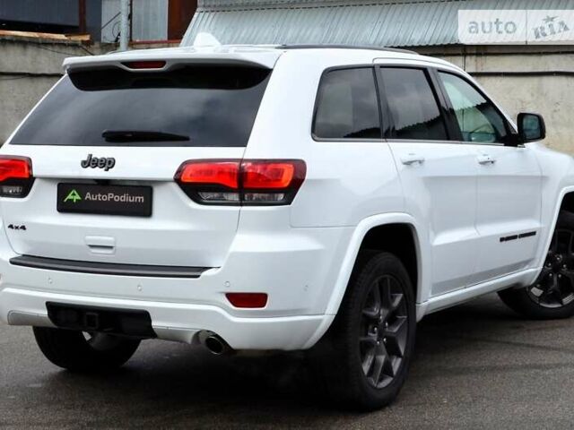 Білий Джип Grand Cherokee, об'ємом двигуна 3.6 л та пробігом 21 тис. км за 35500 $, фото 6 на Automoto.ua