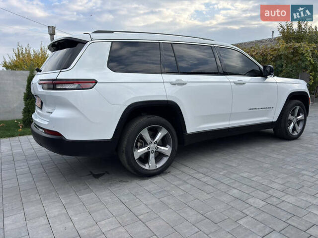 Джип Гранд Чероки 2021 в Полтаве на Automoto.ua Белый Джип Гранд Чероки, объемом двигателя 3.6 л и пробегом 64 тыс. км за 35000 $, фото 28 на Automoto.ua