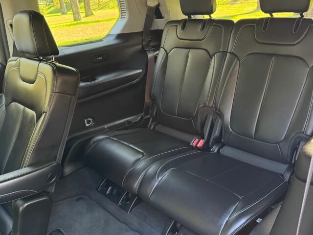 Белый Джип Гранд Чероки, объемом двигателя 3.6 л и пробегом 95 тыс. км за 39500 $, фото 10 на Automoto.ua