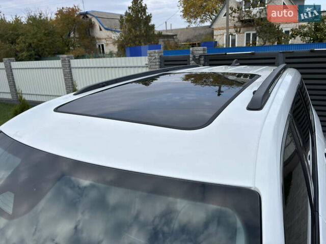 Джип Гранд Чероки 2021 в Полтаве на Automoto.ua Белый Джип Гранд Чероки, объемом двигателя 3.6 л и пробегом 64 тыс. км за 35000 $, фото 24 на Automoto.ua