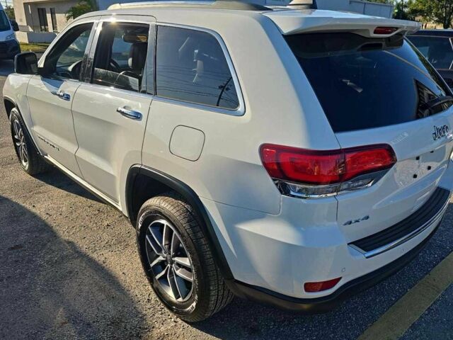 Белый Джип Гранд Чероки, объемом двигателя 3.6 л и пробегом 104 тыс. км за 22600 $, фото 1 на Automoto.ua