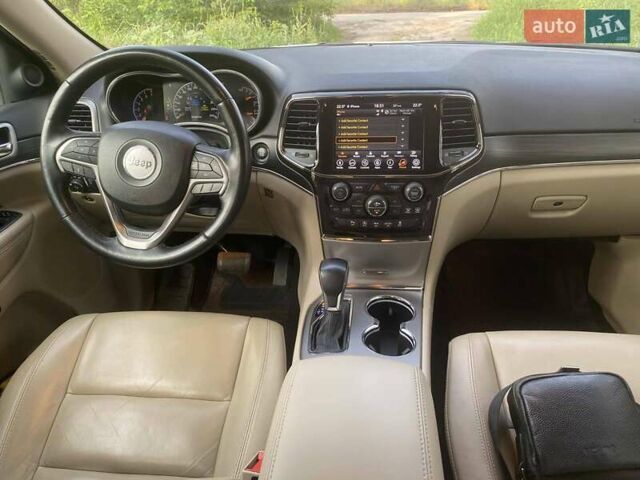 Джип Гранд Чероки 2021 в Харькове на Automoto.ua Белый Джип Гранд Чероки, объемом двигателя 3.6 л и пробегом 92 тыс. км за 27700 $, фото 15 на Automoto.ua