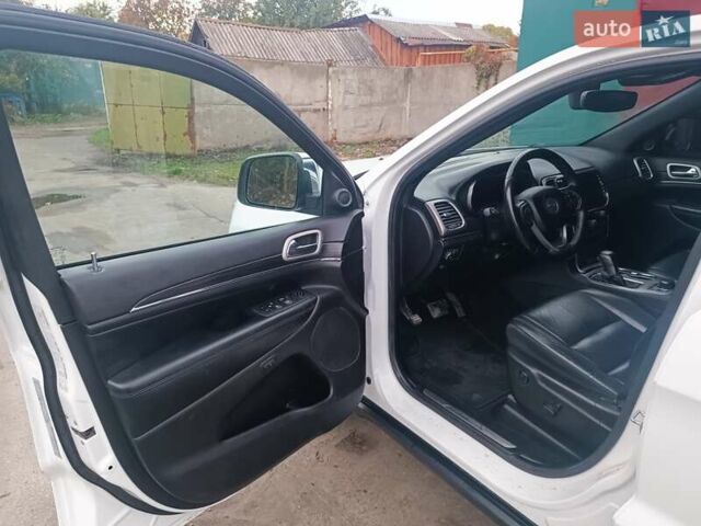 Белый Джип Гранд Чероки, объемом двигателя 3.6 л и пробегом 96 тыс. км за 20600 $, фото 11 на Automoto.ua