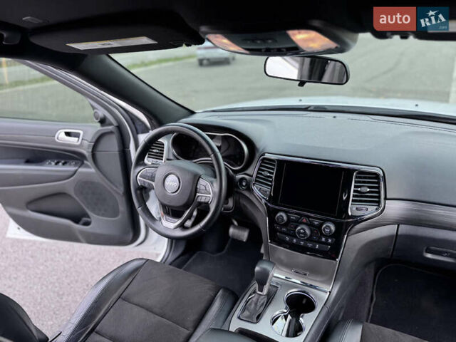 Білий Джип Grand Cherokee, об'ємом двигуна 3.6 л та пробігом 92 тис. км за 24500 $, фото 29 на Automoto.ua