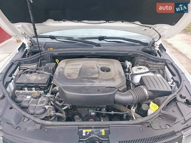 Белый Джип Гранд Чероки, объемом двигателя 3.6 л и пробегом 96 тыс. км за 20600 $, фото 24 на Automoto.ua