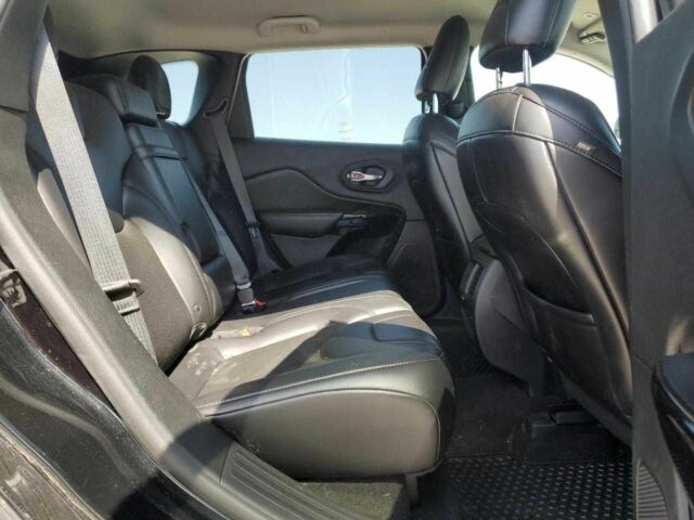 Белый Джип Гранд Чероки, объемом двигателя 3.6 л и пробегом 147 тыс. км за 6000 $, фото 10 на Automoto.ua