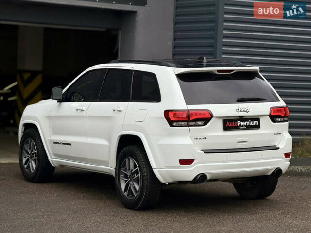 Білий Джип Grand Cherokee, об'ємом двигуна 3.6 л та пробігом 30 тис. км за 31000 $, фото 5 на Automoto.ua