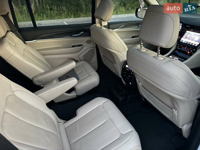 Джип Гранд Чероки 2021 в Киеве на Automoto.ua Белый Джип Гранд Чероки, объемом двигателя 3.6 л и пробегом 133 тыс. км за 36000 $, фото 12 на Automoto.ua