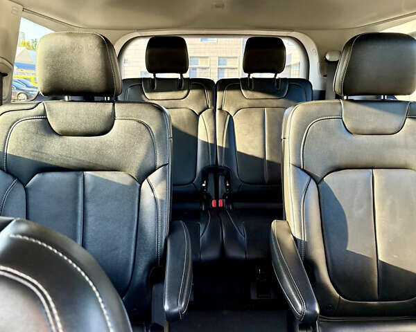 Білий Джип Grand Cherokee, об'ємом двигуна 3.6 л та пробігом 59 тис. км за 42000 $, фото 9 на Automoto.ua