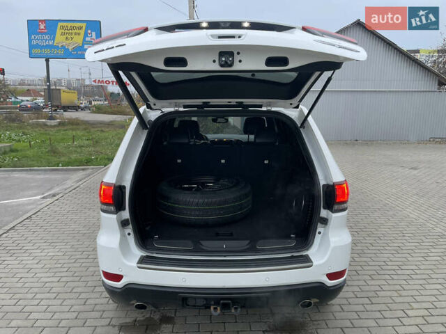 Білий Джип Grand Cherokee, об'ємом двигуна 3.6 л та пробігом 130 тис. км за 29300 $, фото 15 на Automoto.ua