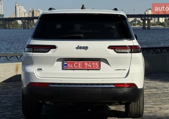 Білий Джип Grand Cherokee, об'ємом двигуна 3.6 л та пробігом 95 тис. км за 42000 $, фото 3 на Automoto.ua