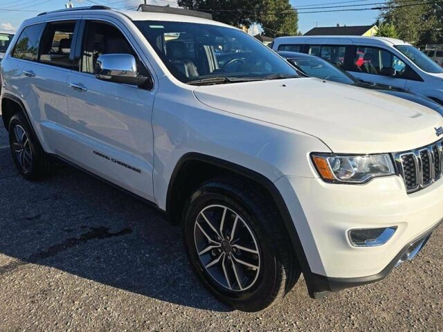 Белый Джип Гранд Чероки, объемом двигателя 3.6 л и пробегом 104 тыс. км за 22600 $, фото 2 на Automoto.ua