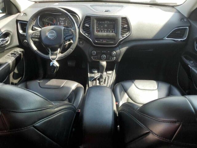 Белый Джип Гранд Чероки, объемом двигателя 3.6 л и пробегом 147 тыс. км за 6000 $, фото 7 на Automoto.ua