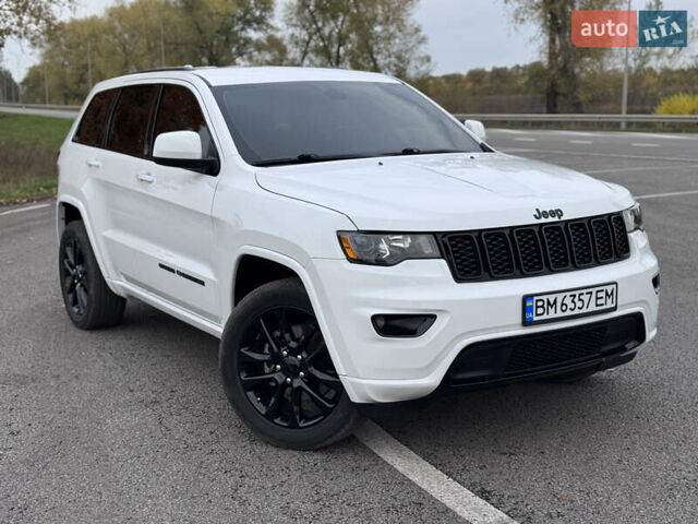 Білий Джип Grand Cherokee, об'ємом двигуна 3.6 л та пробігом 92 тис. км за 24500 $, фото 1 на Automoto.ua