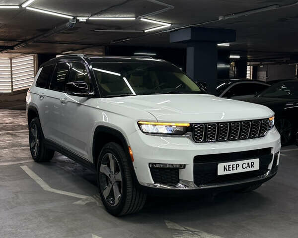 Джип Grand Cherokee 2021 у Одесі на Automoto.ua Білий Джип Grand Cherokee, об'ємом двигуна 3.6 л та пробігом 46 тис. км за 42000 $, фото 3 на Automoto.ua
