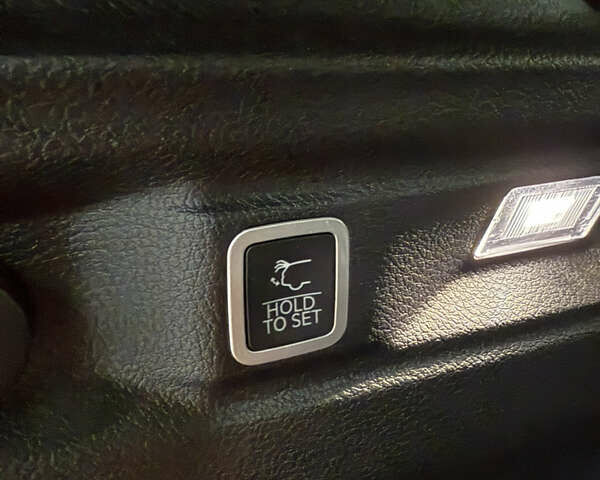 Джип Grand Cherokee 2021 у Одесі на Automoto.ua Білий Джип Grand Cherokee, об'ємом двигуна 3.6 л та пробігом 46 тис. км за 42000 $, фото 22 на Automoto.ua