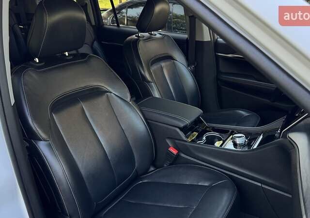Білий Джип Grand Cherokee, об'ємом двигуна 3.6 л та пробігом 95 тис. км за 42000 $, фото 15 на Automoto.ua
