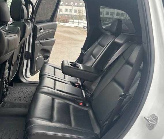 Білий Джип Grand Cherokee, об'ємом двигуна 3.6 л та пробігом 54 тис. км за 15600 $, фото 11 на Automoto.ua
