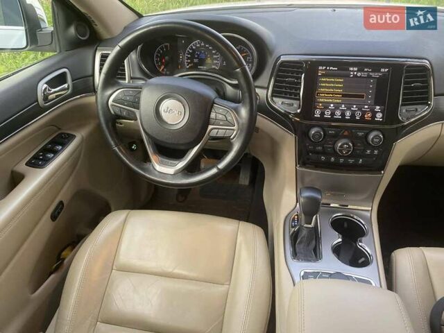 Джип Гранд Чероки 2021 в Харькове на Automoto.ua Белый Джип Гранд Чероки, объемом двигателя 3.6 л и пробегом 92 тыс. км за 27700 $, фото 40 на Automoto.ua