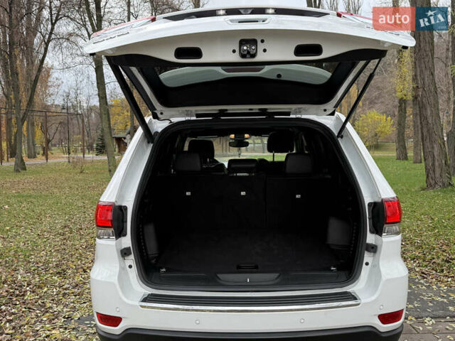 Белый Джип Гранд Чероки, объемом двигателя 3.6 л и пробегом 61 тыс. км за 24900 $, фото 50 на Automoto.ua