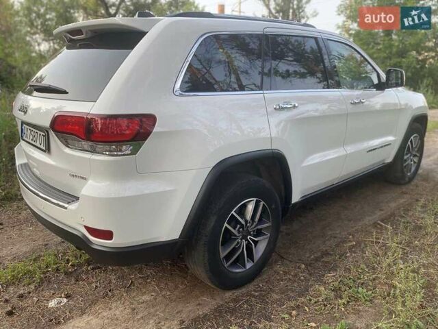 Джип Гранд Чероки 2021 в Харькове на Automoto.ua Белый Джип Гранд Чероки, объемом двигателя 3.6 л и пробегом 92 тыс. км за 27700 $, фото 34 на Automoto.ua