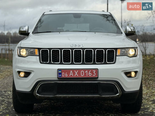 Белый Джип Гранд Чероки, объемом двигателя 3.6 л и пробегом 61 тыс. км за 24900 $, фото 6 на Automoto.ua
