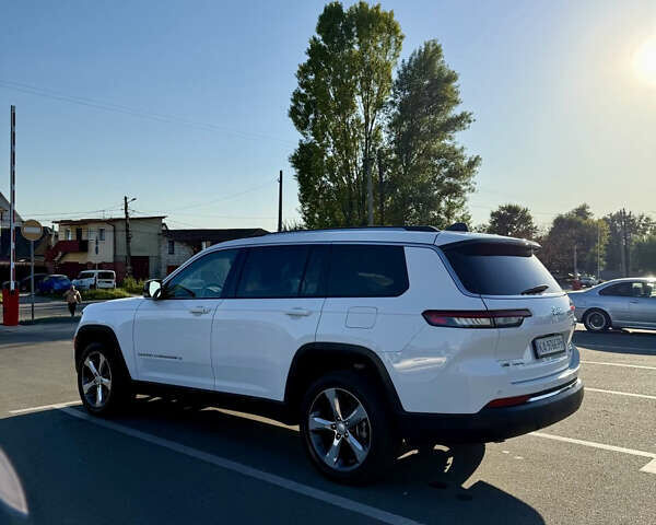 Білий Джип Grand Cherokee, об'ємом двигуна 3.6 л та пробігом 59 тис. км за 42000 $, фото 3 на Automoto.ua