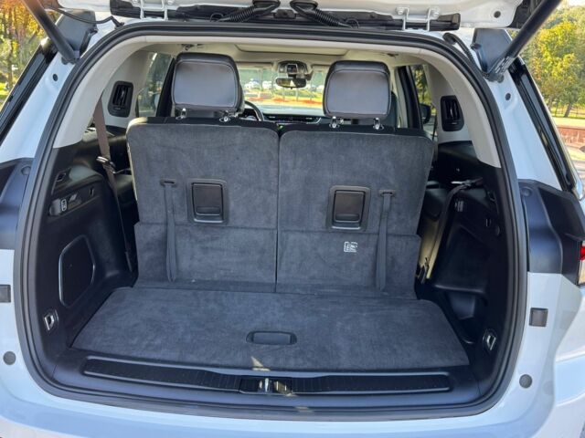 Белый Джип Гранд Чероки, объемом двигателя 3.6 л и пробегом 95 тыс. км за 39500 $, фото 17 на Automoto.ua