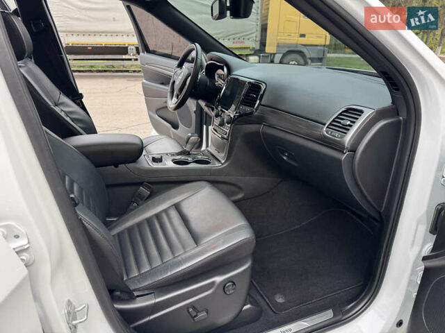 Білий Джип Grand Cherokee, об'ємом двигуна 3.6 л та пробігом 73 тис. км за 26999 $, фото 45 на Automoto.ua