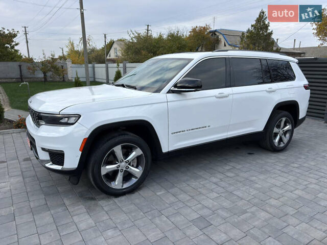 Джип Гранд Чероки 2021 в Полтаве на Automoto.ua Белый Джип Гранд Чероки, объемом двигателя 3.6 л и пробегом 64 тыс. км за 35000 $, фото 32 на Automoto.ua