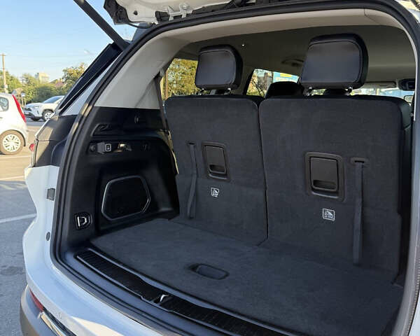 Білий Джип Grand Cherokee, об'ємом двигуна 3.6 л та пробігом 59 тис. км за 42000 $, фото 12 на Automoto.ua