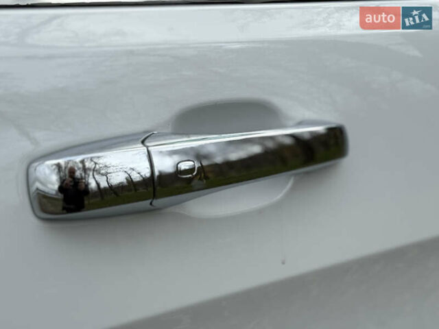 Белый Джип Гранд Чероки, объемом двигателя 3.6 л и пробегом 61 тыс. км за 24900 $, фото 15 на Automoto.ua