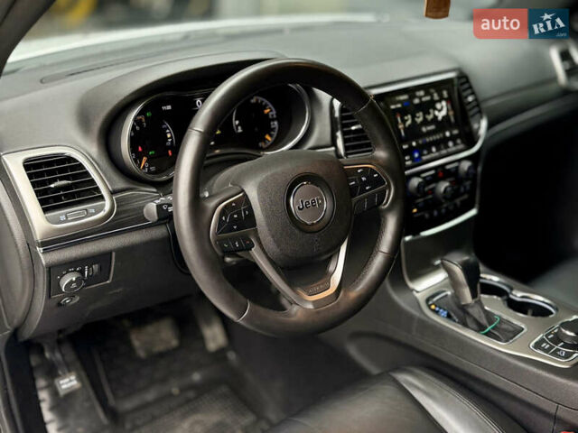 Білий Джип Grand Cherokee, об'ємом двигуна 3.6 л та пробігом 30 тис. км за 31000 $, фото 22 на Automoto.ua