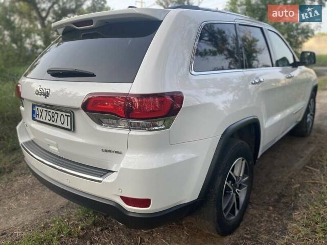 Джип Гранд Чероки 2021 в Харькове на Automoto.ua Белый Джип Гранд Чероки, объемом двигателя 3.6 л и пробегом 92 тыс. км за 27700 $, фото 9 на Automoto.ua