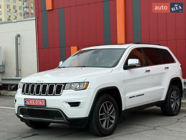 Джип Гранд Чероки 2021 в Киеве на Automoto.ua Белый Джип Гранд Чероки, объемом двигателя 3.6 л и пробегом 61 тыс. км за 25500 $, фото 2 на Automoto.ua