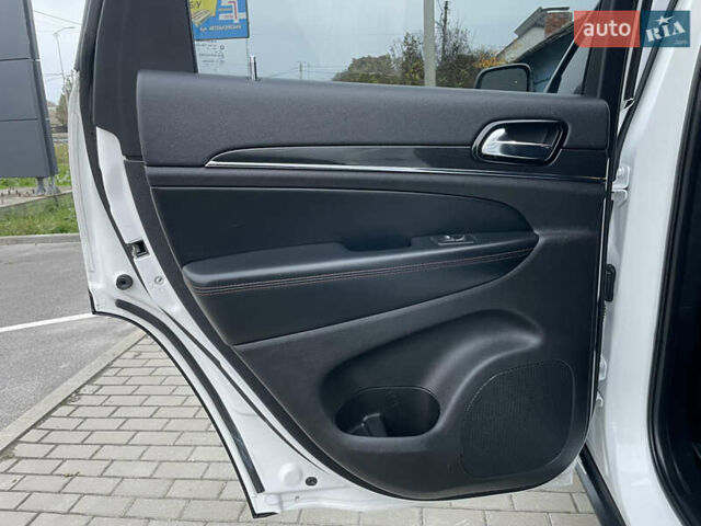 Білий Джип Grand Cherokee, об'ємом двигуна 3.6 л та пробігом 130 тис. км за 29300 $, фото 22 на Automoto.ua