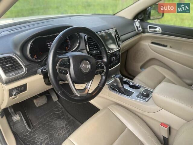 Джип Гранд Чероки 2021 в Харькове на Automoto.ua Белый Джип Гранд Чероки, объемом двигателя 3.6 л и пробегом 92 тыс. км за 27700 $, фото 16 на Automoto.ua