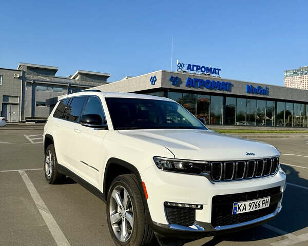 Білий Джип Grand Cherokee, об'ємом двигуна 3.6 л та пробігом 59 тис. км за 42000 $, фото 1 на Automoto.ua