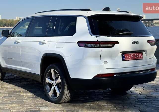 Білий Джип Grand Cherokee, об'ємом двигуна 3.6 л та пробігом 95 тис. км за 42000 $, фото 4 на Automoto.ua