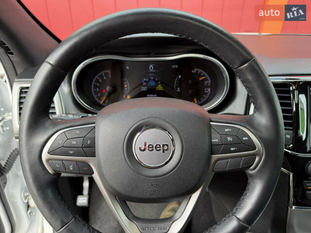 Джип Гранд Чероки 2021 в Киеве на Automoto.ua Белый Джип Гранд Чероки, объемом двигателя 3.6 л и пробегом 61 тыс. км за 25500 $, фото 38 на Automoto.ua