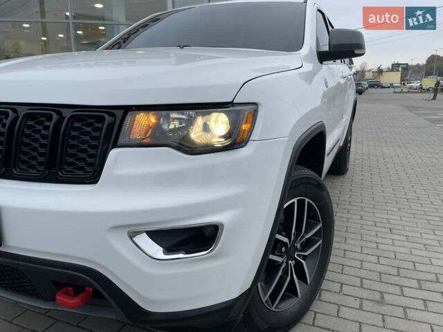Білий Джип Grand Cherokee, об'ємом двигуна 3.6 л та пробігом 130 тис. км за 29300 $, фото 5 на Automoto.ua