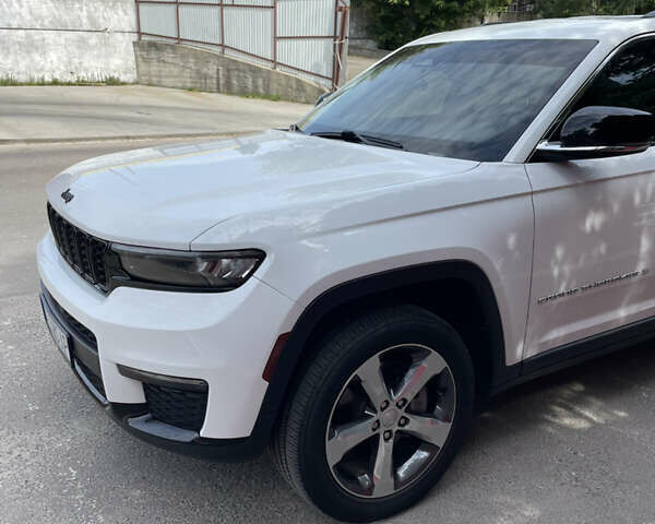 Білий Джип Grand Cherokee, об'ємом двигуна 3.6 л та пробігом 52 тис. км за 39000 $, фото 1 на Automoto.ua